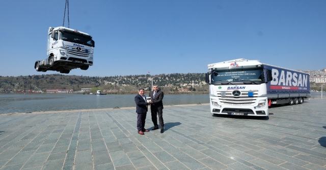 Mercedes-Benz Türk bir ilke imza attı