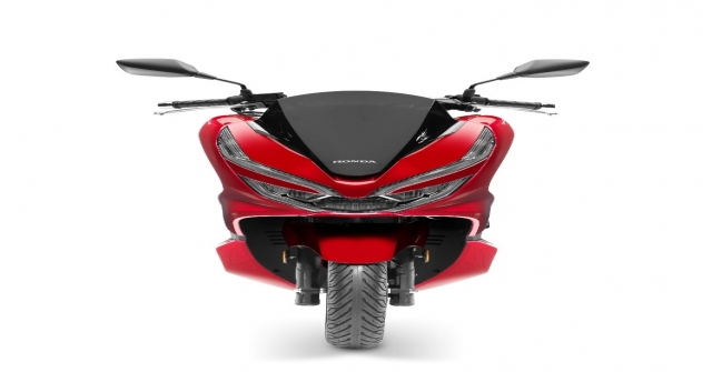 Yenilenen Honda Pcx125 Yollara Çıkıyor