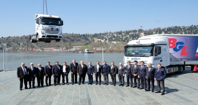 Mercedes-Benz Türk bir ilke imza attı